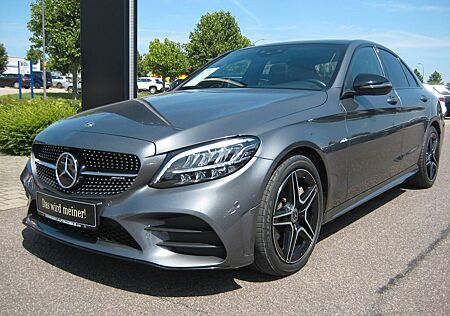 Mercedes-Benz C 300 AMG 9G LED Pano 360° DIST AHK Ambi Night