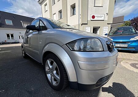 Audi A2 1.6 Klima Tüv Neu Scheckheft voll 8f. bre.