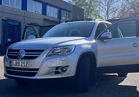 VW Tiguan Volkswagen 2.0 TSI 147kW 4MOTION Sport & Style S...