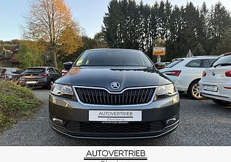 Skoda Rapid Spaceback 1.6 TDI LED TEMPO TOUCH SHZ PDC