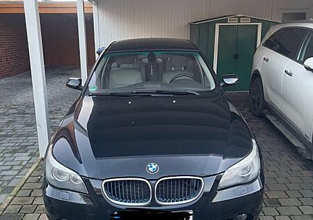 BMW 525i A - Navi/Tempomat/Xenon
