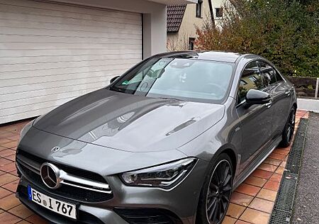 Mercedes-Benz CLA 35 AMG Mercedes-AMG CLA 35 4MATIC DCT Me...