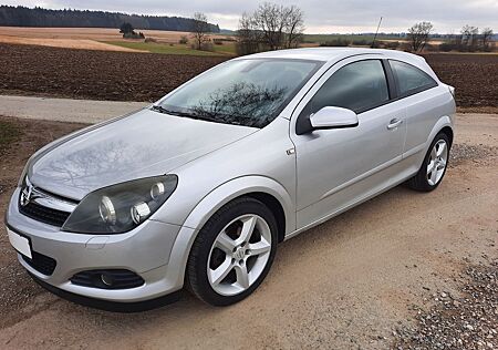 Opel Astra GTC 1.6 Cosmo Innovation