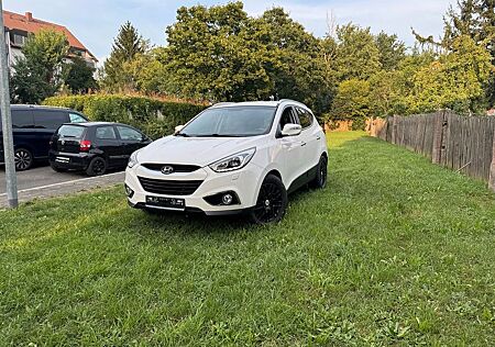 Hyundai ix35 2.0 CRDi 135kW Black&Steel 4WD Automati...