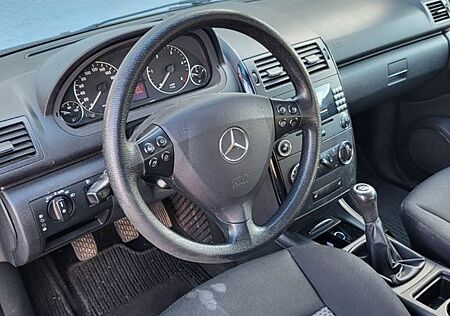 Mercedes-Benz A 160 CDI -