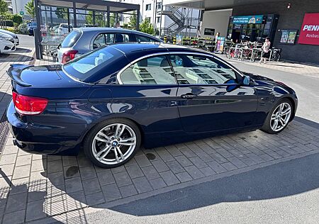 BMW 335i Cabrio -