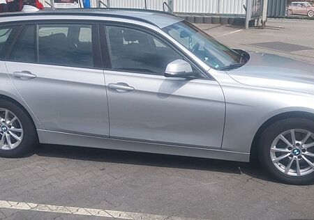 BMW 320d Touring -