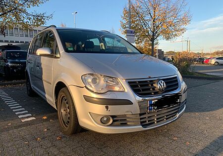 VW Touran Volkswagen 1.9 TDI DPF -