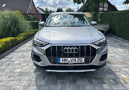 Audi Q3 35 TFSI S tronic -