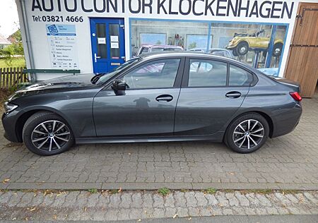 BMW 318 i Advantage wie neu nur 4370 KM