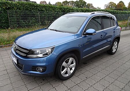 VW Tiguan gebraucht kaufen VW Tiguan Volkswagen 2.0 TDI 81 BlueMot Tec LOUNGE Sport & St