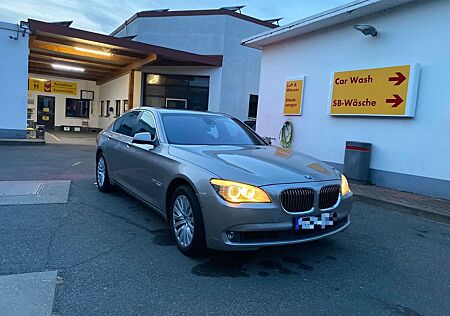 BMW 750i 5TKM 540ps MAXIFIED Solutions Performan