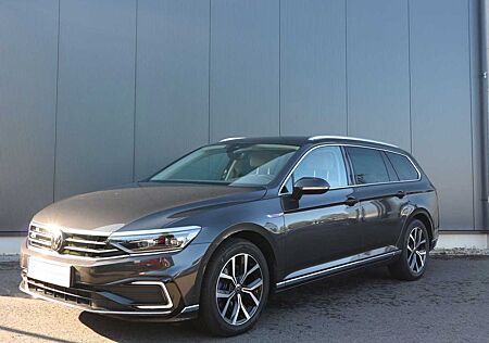 VW Passat Variant Volkswagen 1.4 TSI GTE +Navi Pro+Matrix+AHK