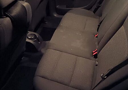 VW Jetta Volkswagen 1.6 Trendline Trendline