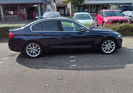 BMW 320d xDrive Luxury Line Luxury Line
