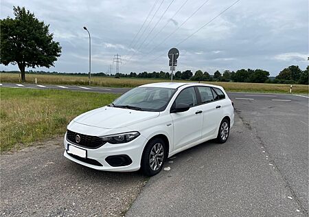 Fiat Tipo 1.4 16V POP POP