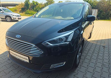 Ford Grand C-Max Titanium