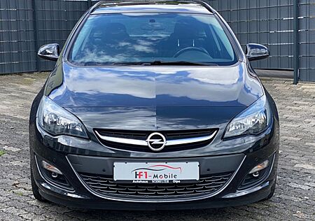 Opel Astra J Sports Tourer Exklusiv