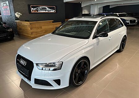 Audi RS4 4.2 V8 FSI S tronic quattro Avant B&O PANO