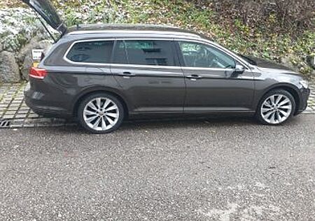 VW Passat Variant Volkswagen 2.0 TDI DSG BMT Highline Vari...