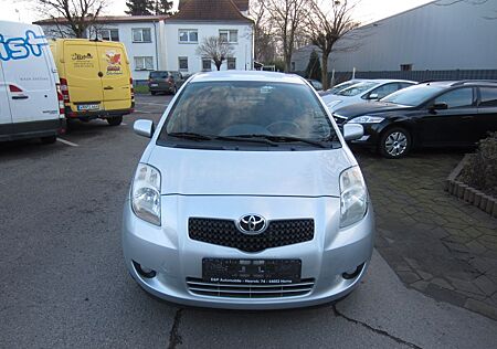 Toyota Yaris 1,4-l-D-4D