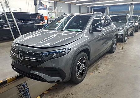 Mercedes-Benz EQA 300 AMG Line 4Matic