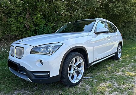 BMW X1 xDrive20d AT/XENON/AHK/PANO./NAVI/8-FACH