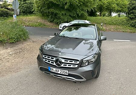 Mercedes-Benz GLA 180 Urban Urban