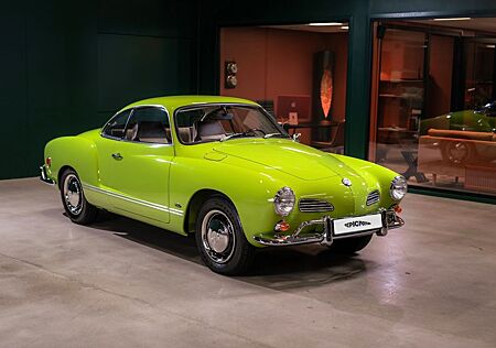 VW Karmann Ghia Volkswagen T14 / Nut & Bolt Restoration