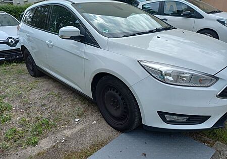 Ford Focus 1,5 TDCi 70kW Cool & Connect Turnier