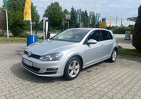 VW Golf Volkswagen 1.2 TSI BMT Comfortline Variant Comfortline