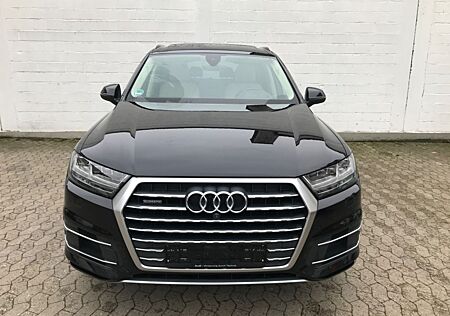 Audi Q7 3.0 TDI quattro 7 Sitze Pano Head-Up 21 Zoll