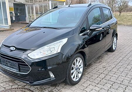 Ford B-Max Titanium