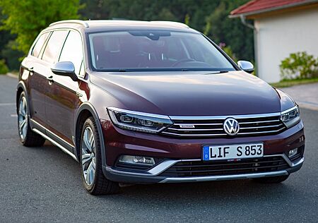 VW Passat Alltrack Volkswagen 2.0 TDI SCR 176kW DSG 4MOT A...