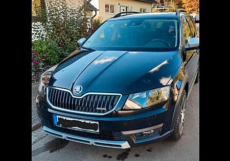 Skoda Octavia 2.0 TDI DSG 4x4 Scout Combi Scout