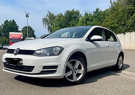 VW Golf Volkswagen 1.2 TSI BMT Trendline Trendline