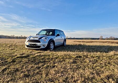 Mini Cooper S Clubman Cooper S Roadster Cooper S
