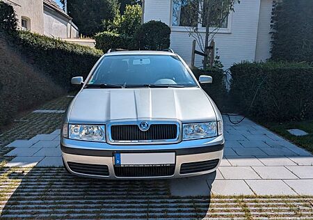 Skoda Octavia Combi 1.6 Tour Tour