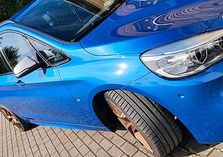 BMW 220d M Sport_7-Sitzer_AHK_Schalter_SR+WR_Navi