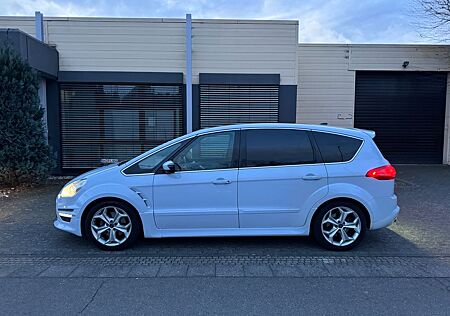 Ford S-Max Titanium x