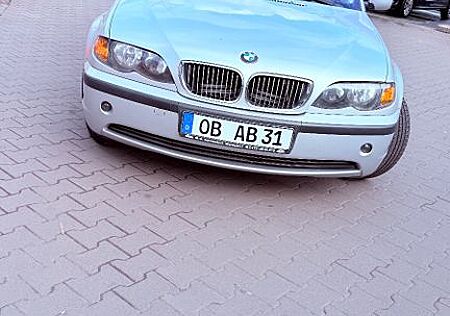 BMW 318i -