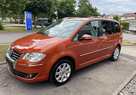 VW Touran Volkswagen Highline!DSG!AHK!Klimaautomatik!PDC!