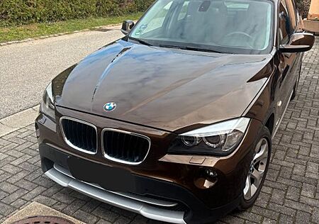 BMW X1 xDrive20d - Allrad | Automatik | Panorama