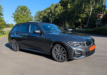 BMW 330e Touring: Laser / Driv. Ass. prof. / 8-fach