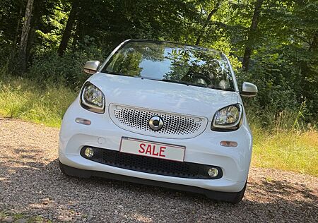 Smart ForTwo coupé 1.0 52kW - Service neu / Tüv neu