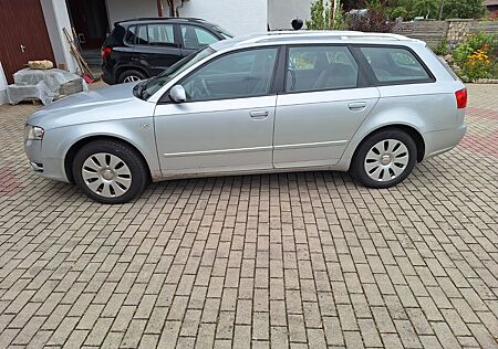 Audi A4 1.8 T Avant -