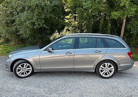 Mercedes-Benz C 180 T BlueEFFICIENCY -