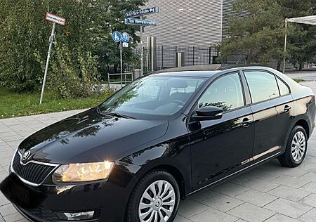 Skoda Rapid 1.0 TSI Active Active