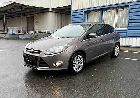 Ford Focus 1,0 EcoBoost Titanium/Klima/Navi/Kamera