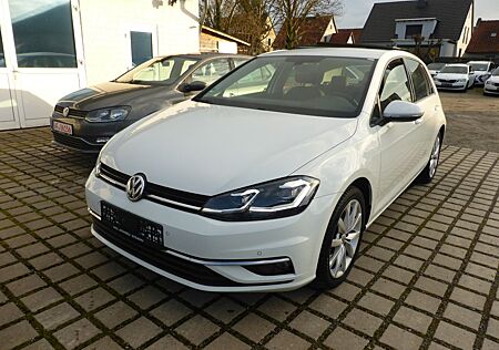VW Golf Volkswagen VII Lim. Comfortline Alcantara Standheizung